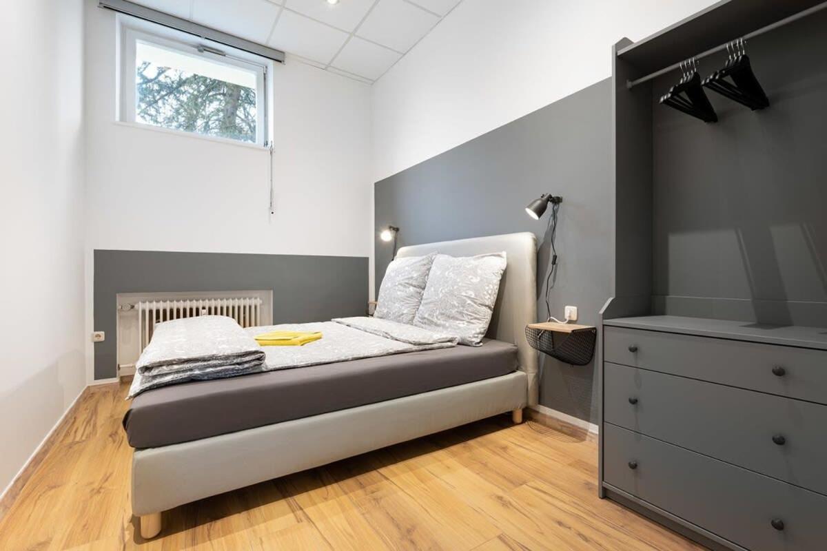 Big Central Apartment Near Rotkreuzplatz With 3 Bedroom For 12 Pax ミュンヘン エクステリア 写真